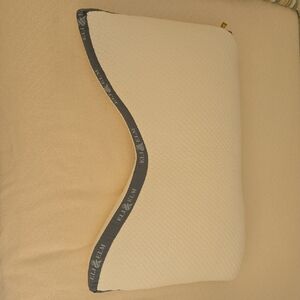 Eli & Elm White Side Sleeper Pillow with Gray Edging